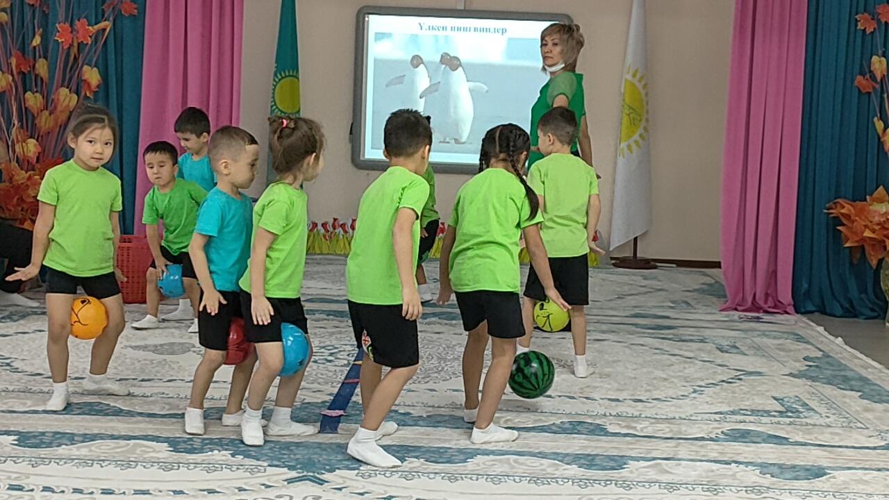 "Ұшқын" мектепалды даярлық тобындағы "Теңіз асты әлеміне саяхат" ашық оқу қызметі. Тәрбиеші Тойбазарова М.Р.